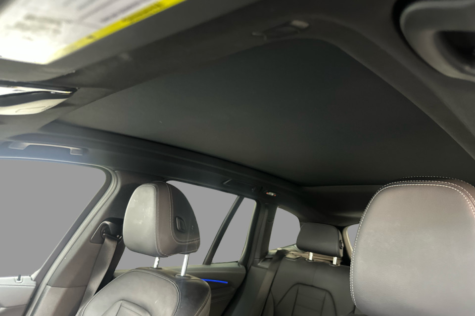 2022 BMW X3 - Image 19