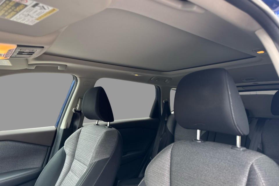 2021 Nissan Rogue - Image 10