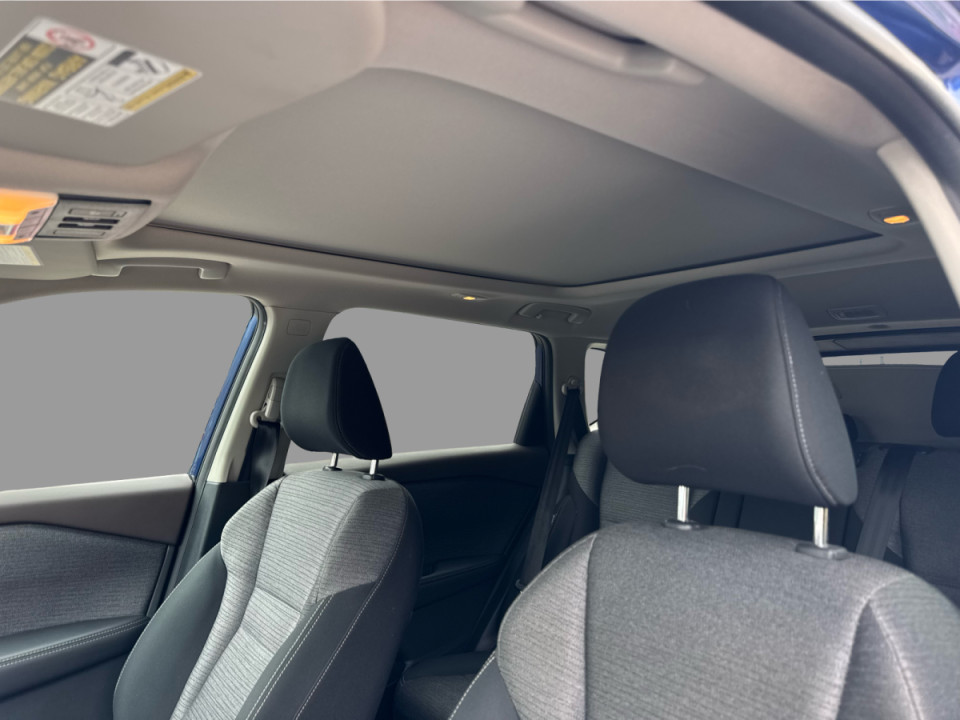 2021 Nissan Rogue - Image 10