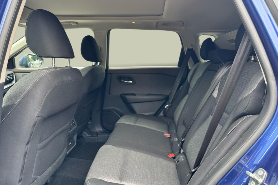 2021 Nissan Rogue - Image 12