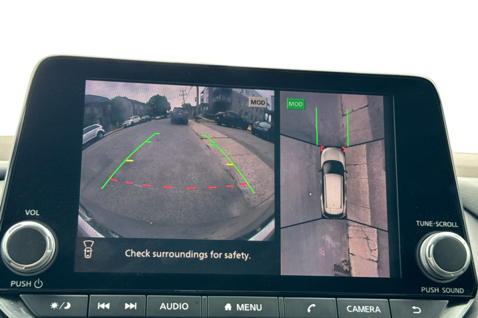 2021 Nissan Rogue - Image 19