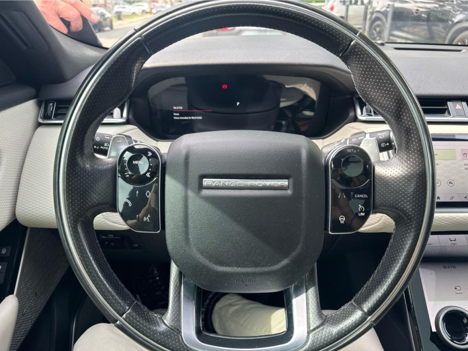 2018 Land Rover Range Rover Velar - Image 13
