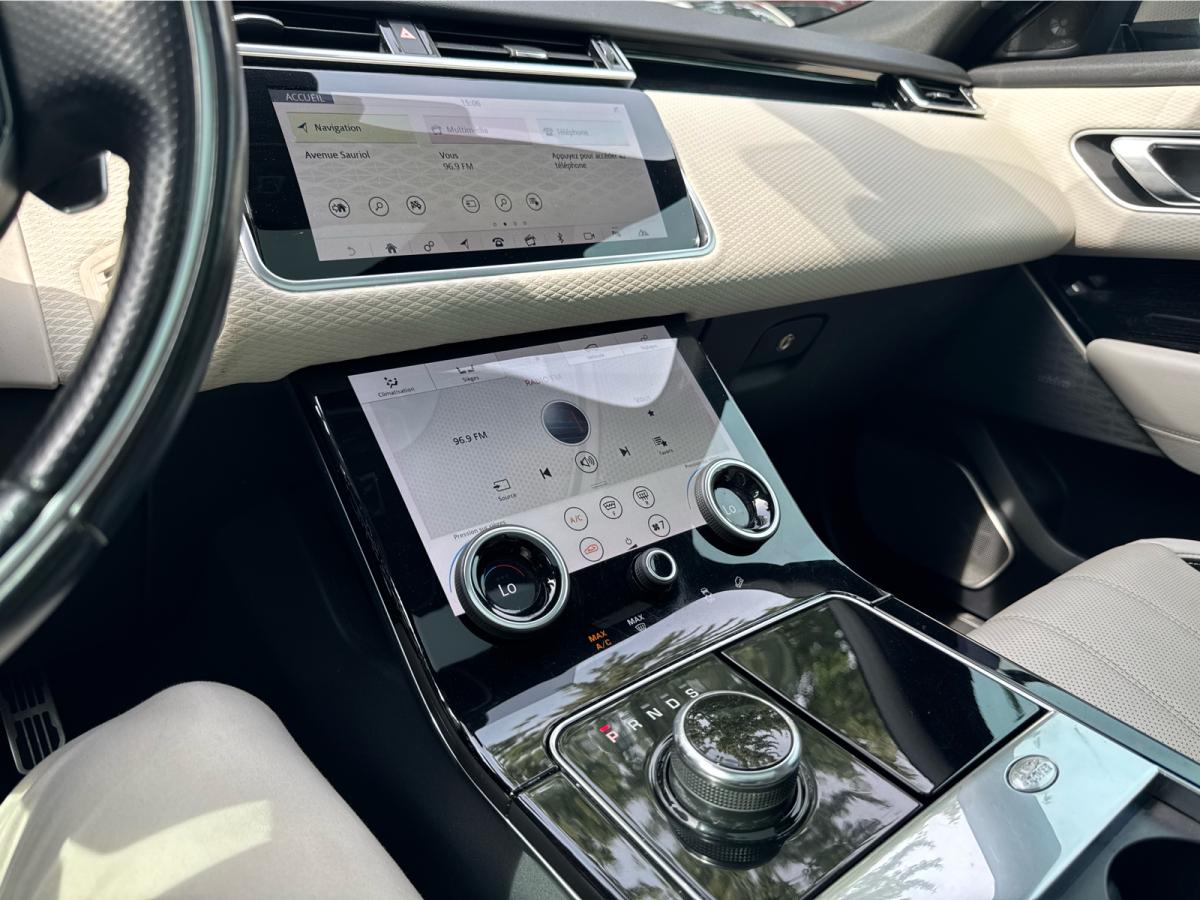 2018 Land Rover Range Rover Velar - Image 16