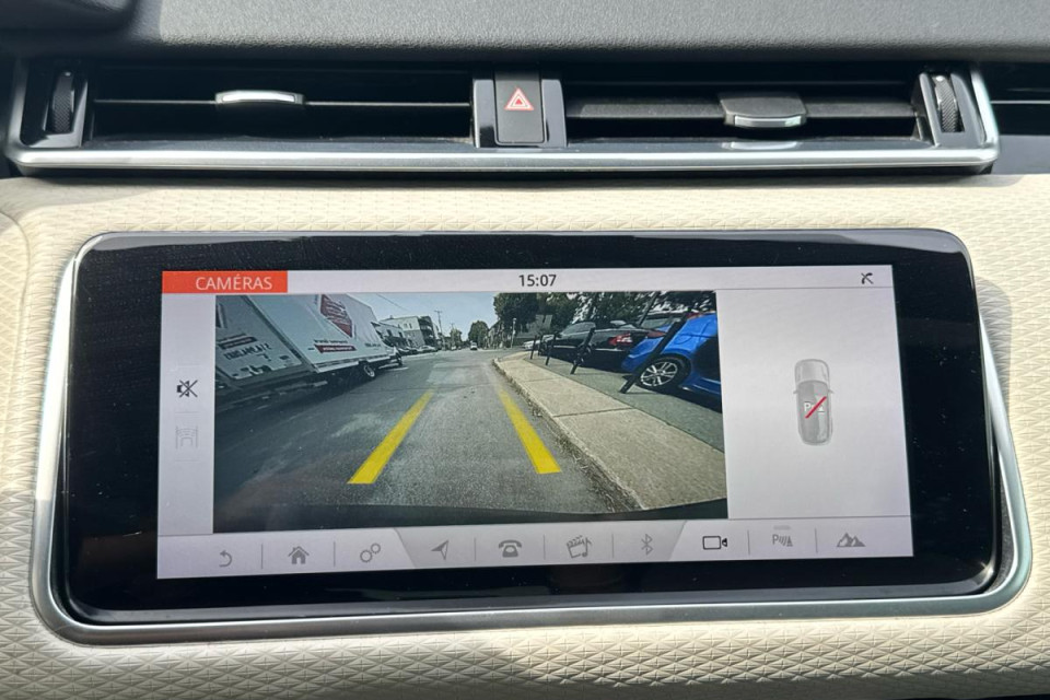 2018 Land Rover Range Rover Velar - Image 18