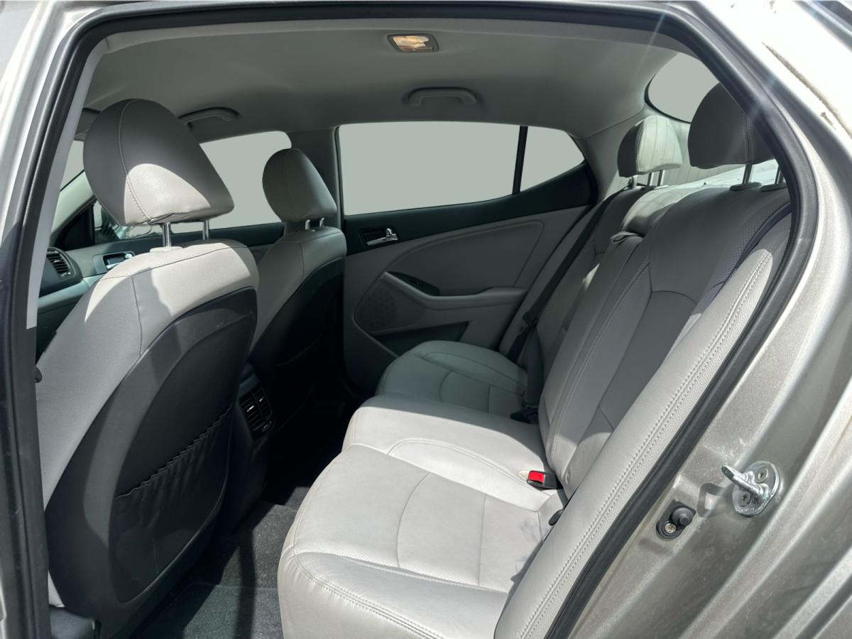 2013 Kia Optima - Image 11