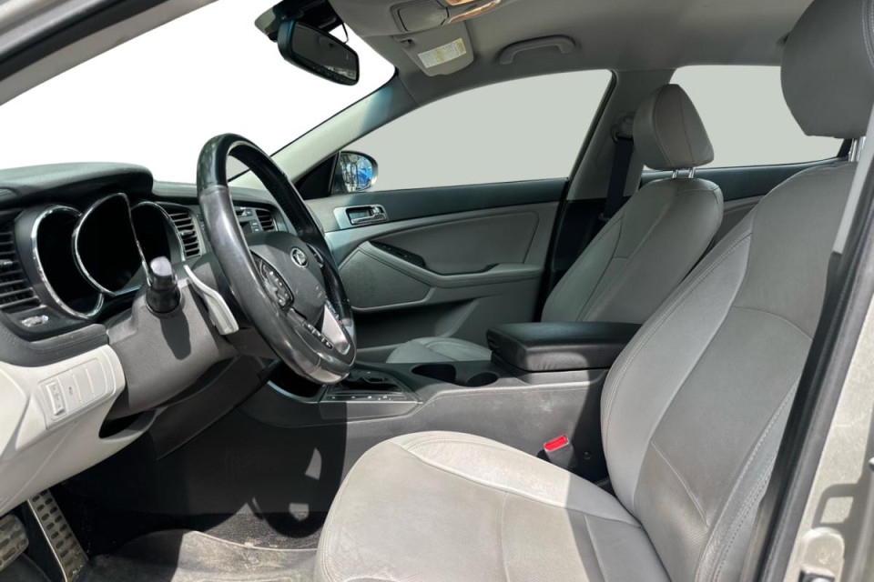 2013 Kia Optima - Image 10