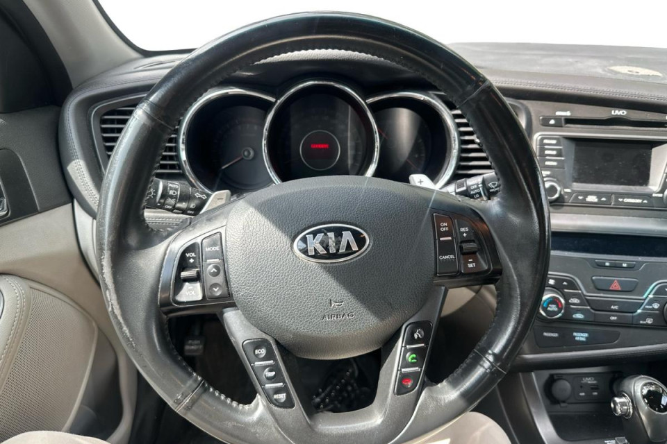 2013 Kia Optima - Image 12