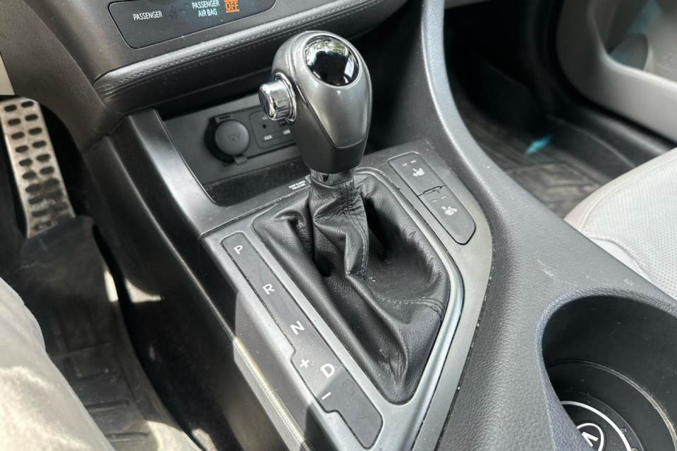 2013 Kia Optima - Image 18