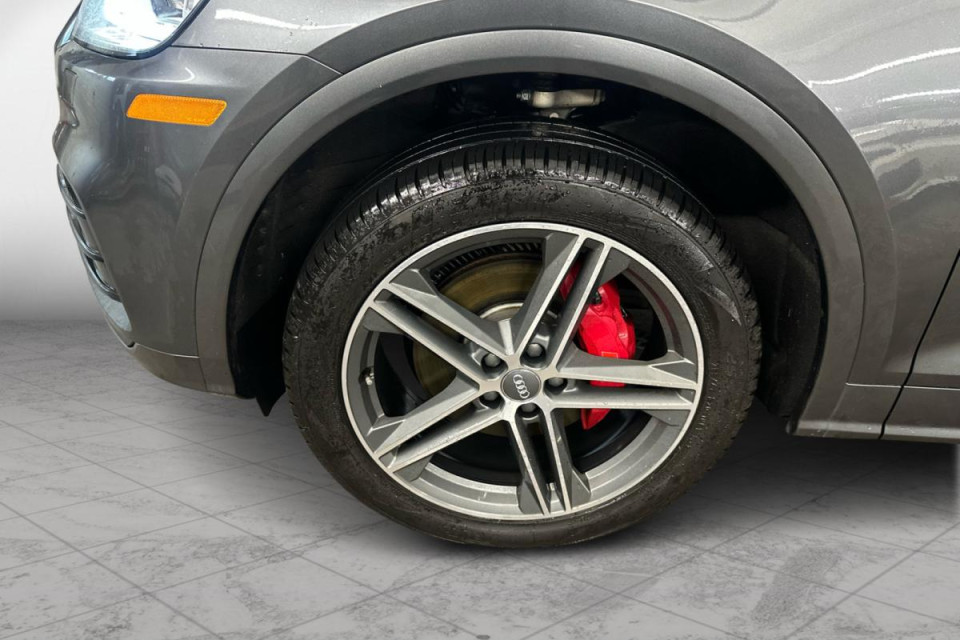 2019 Audi SQ5 - Image 9
