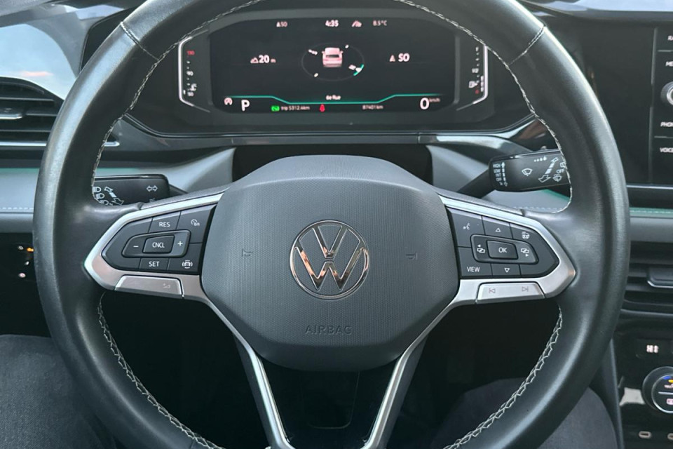 2022 Volkswagen Taos - Image 14