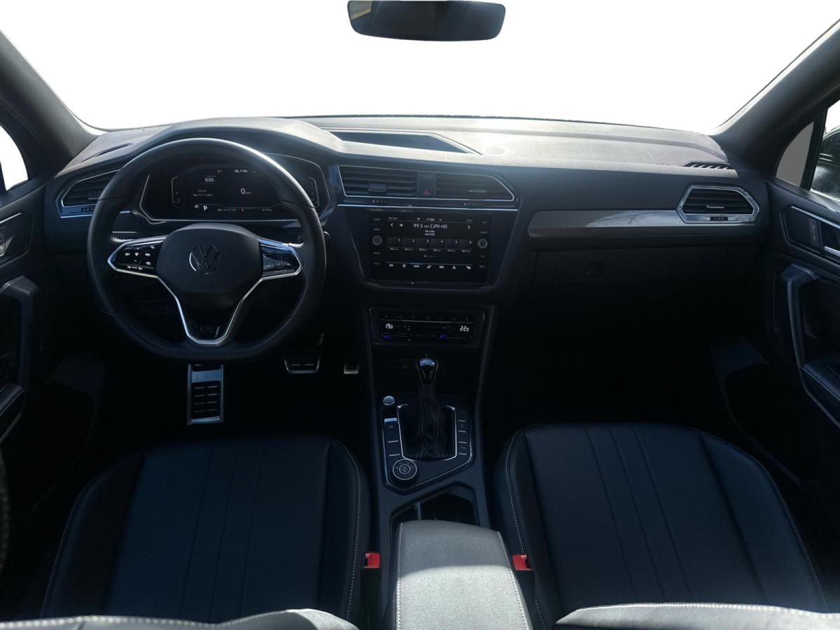 2023 Volkswagen Tiguan - Image 11