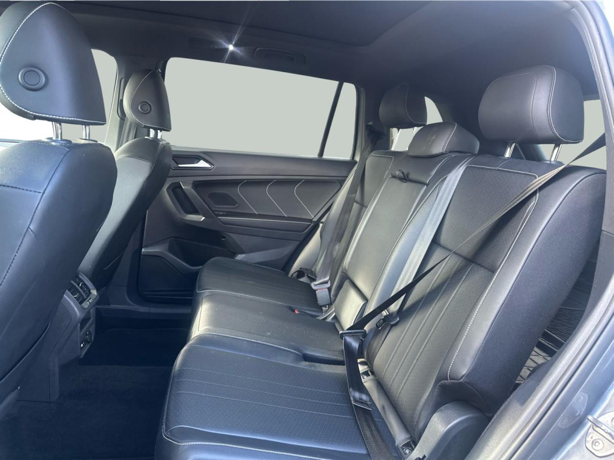 2023 Volkswagen Tiguan - Image 13