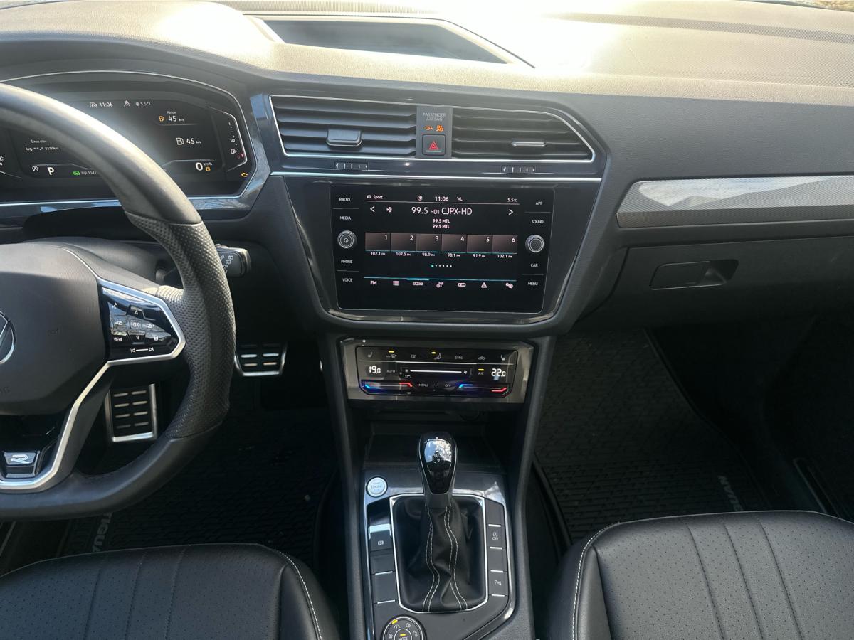 2023 Volkswagen Tiguan - Image 15