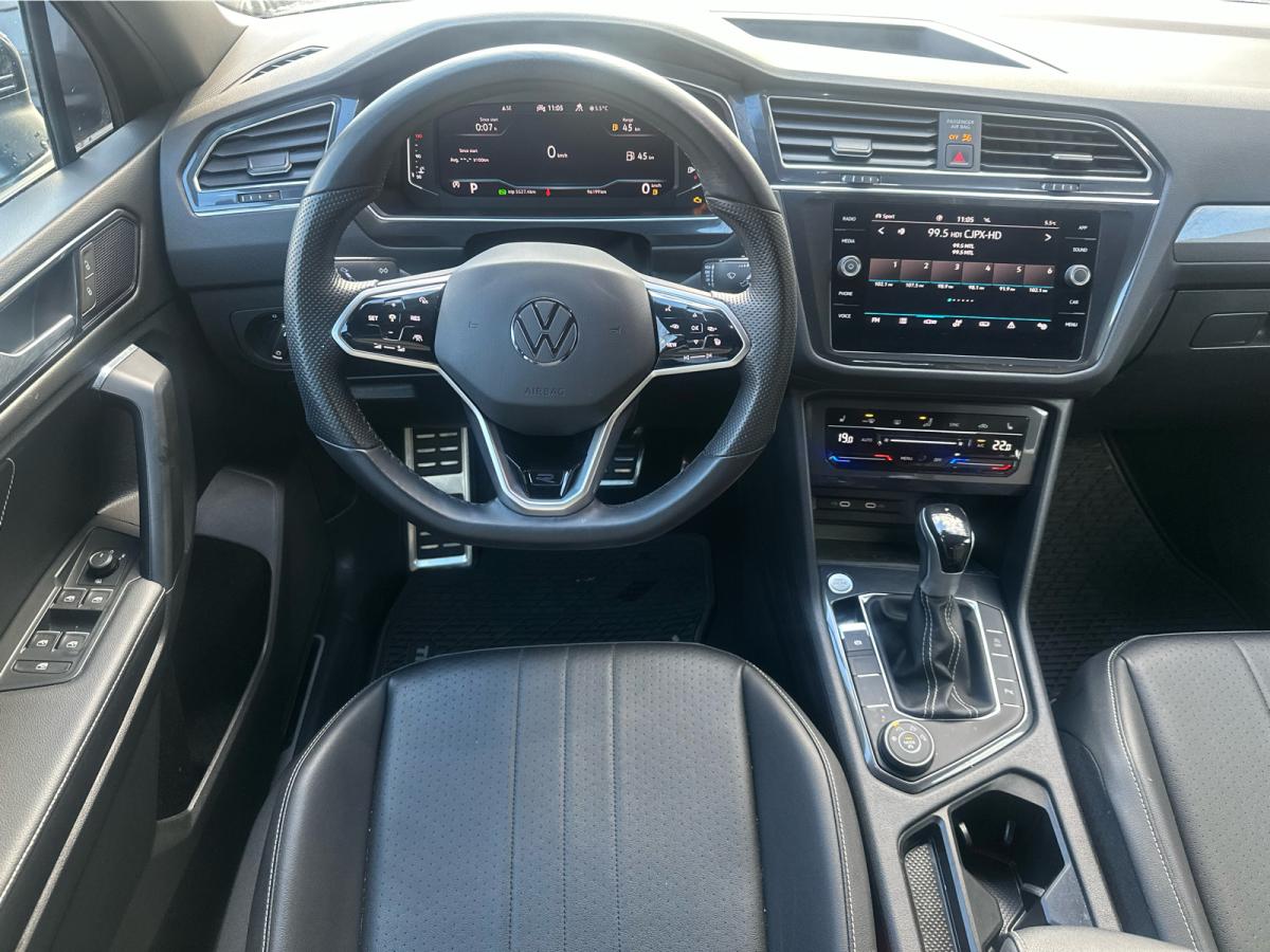 2023 Volkswagen Tiguan - Image 16
