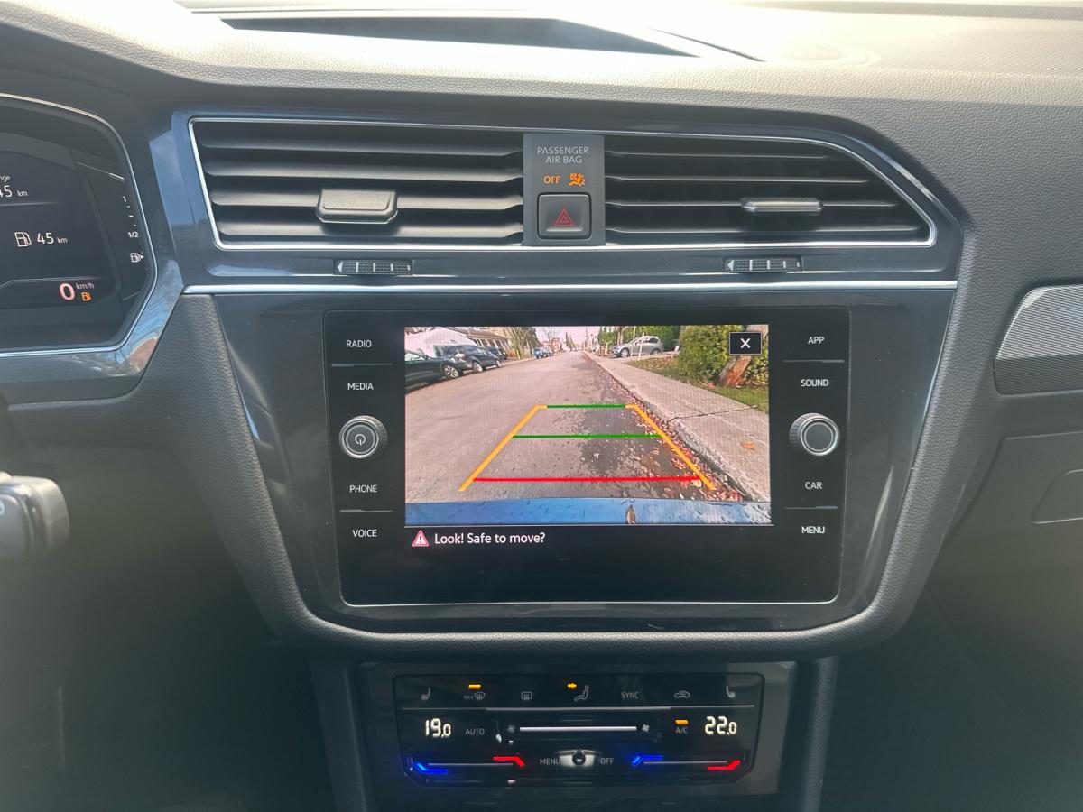 2023 Volkswagen Tiguan - Image 18