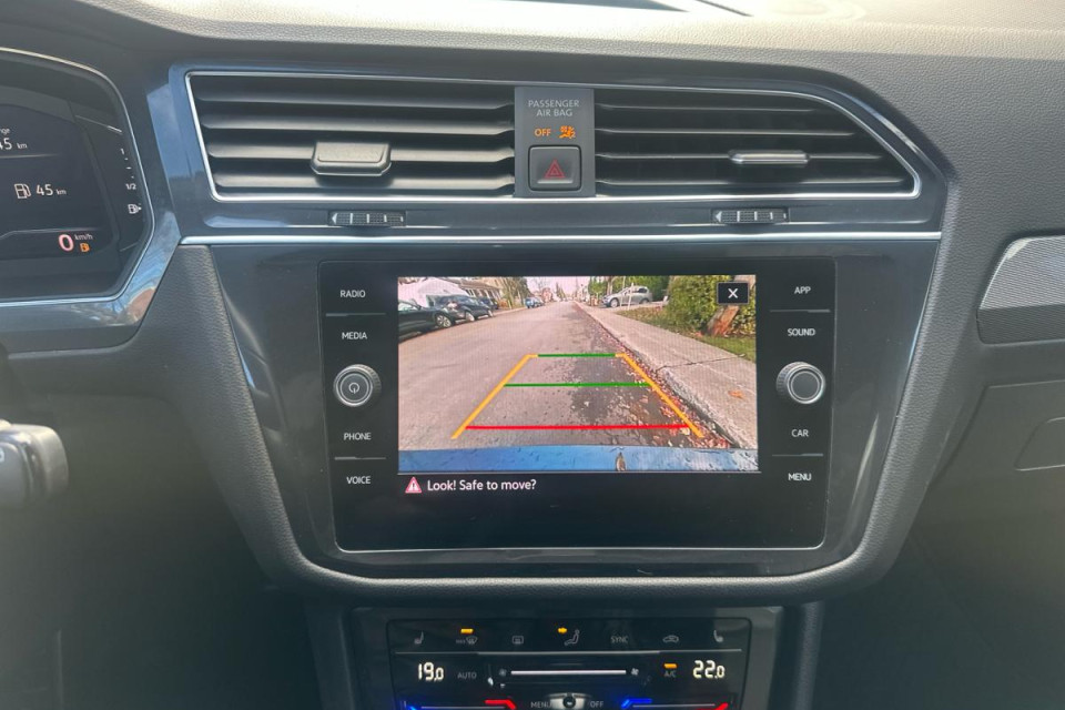 2023 Volkswagen Tiguan - Image 18