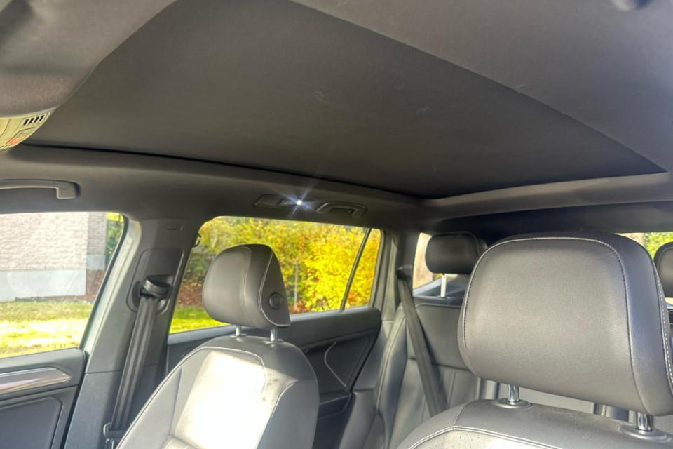 2023 Volkswagen Tiguan - Image 19