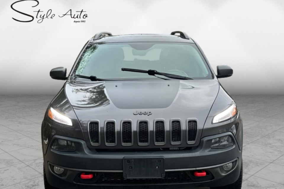 2018 Jeep Cherokee - Image 2
