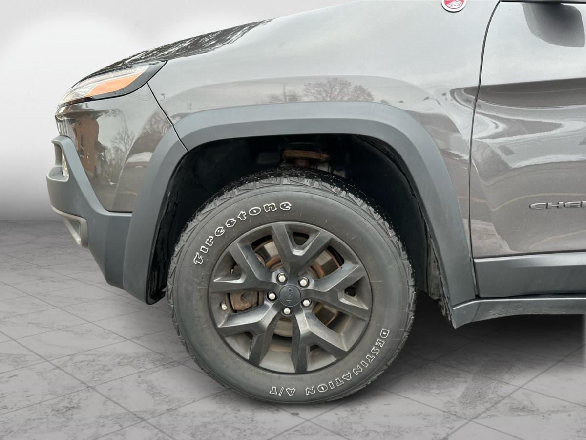 2018 Jeep Cherokee - Image 8