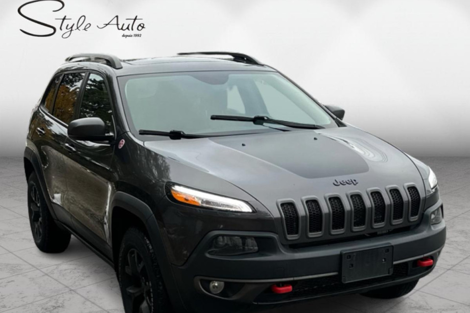2018 Jeep Cherokee - Image 7