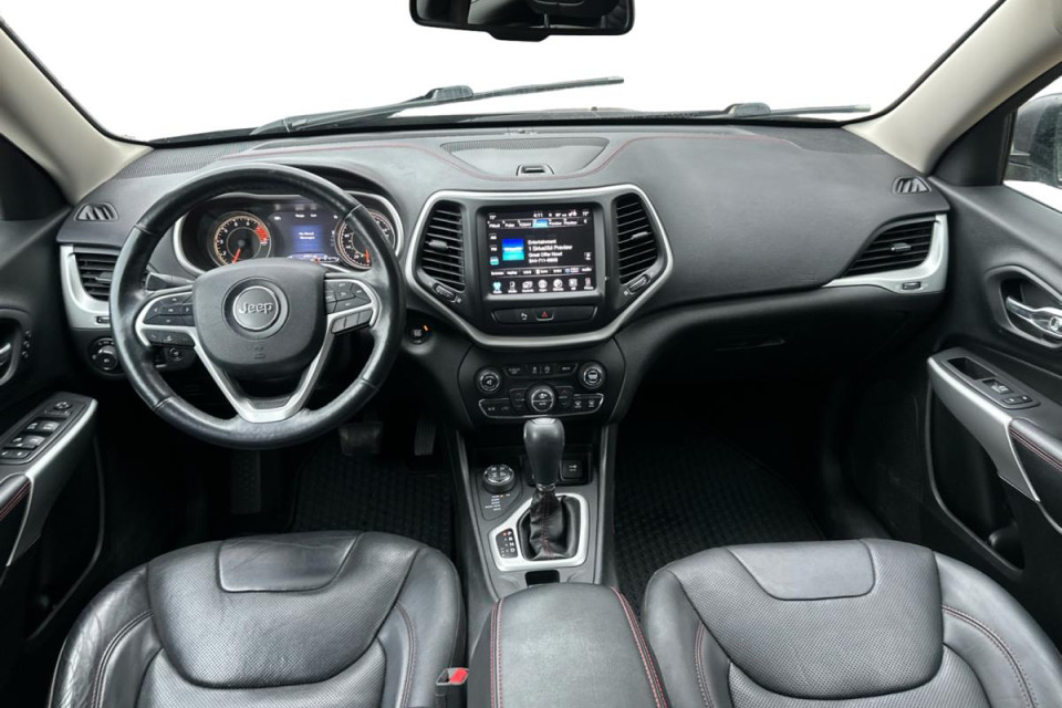 2018 Jeep Cherokee - Image 9