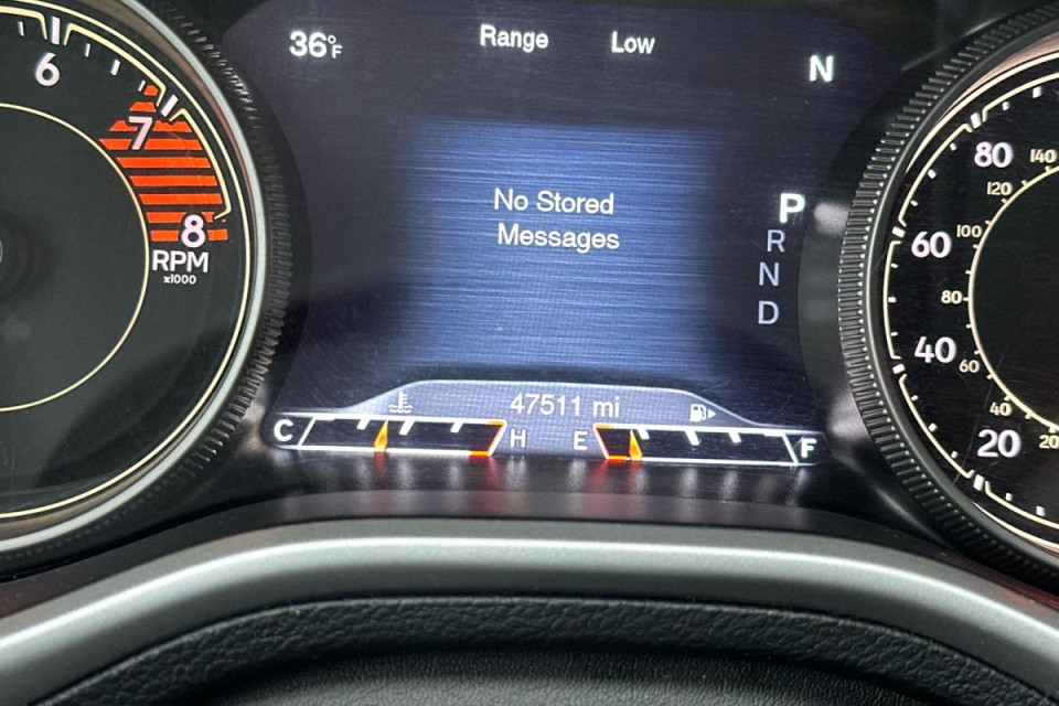 2018 Jeep Cherokee - Image 12