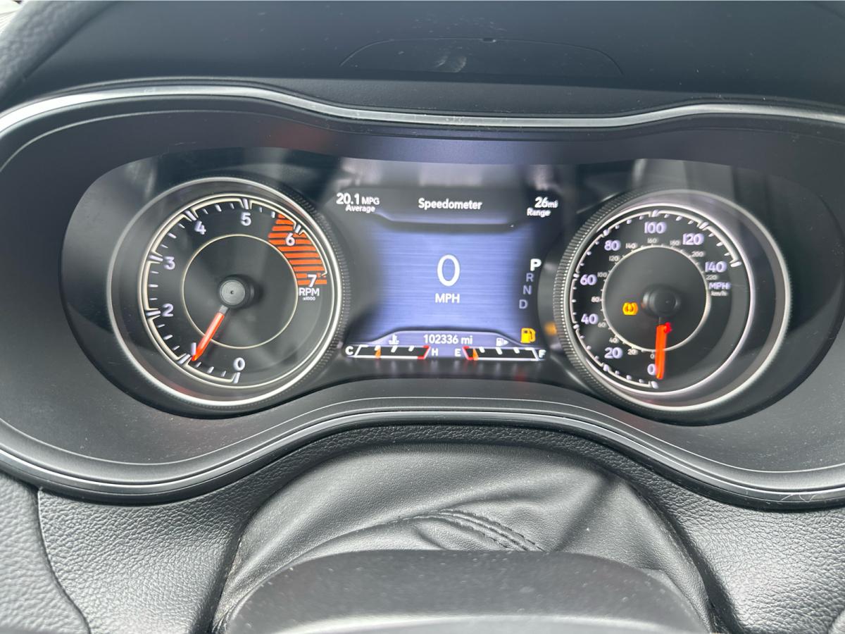 2019 Jeep Cherokee - Image 14