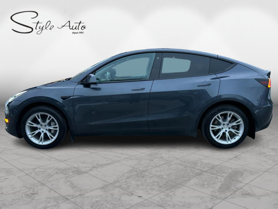 2023 Tesla Model Y - Image 3