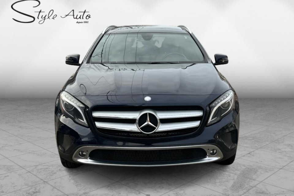 2017 Mercedes-Benz GLA 250 - Image 2