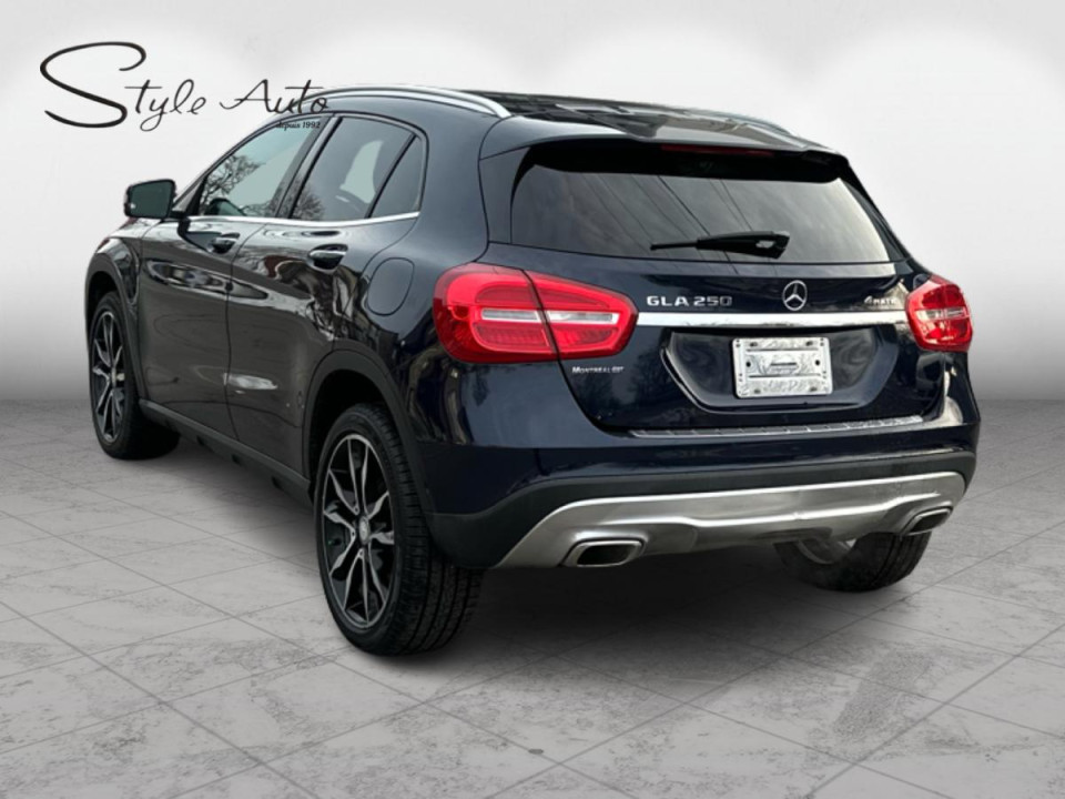 2017 Mercedes-Benz GLA 250 - Image 4