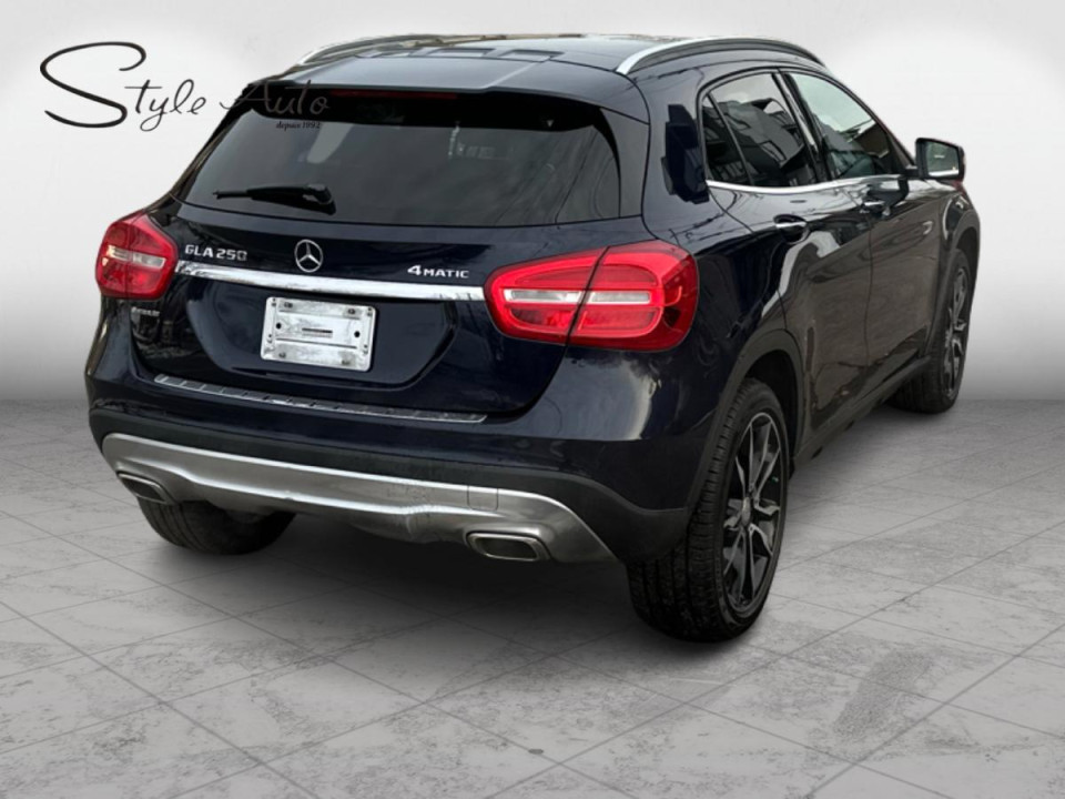 2017 Mercedes-Benz GLA 250 - Image 6