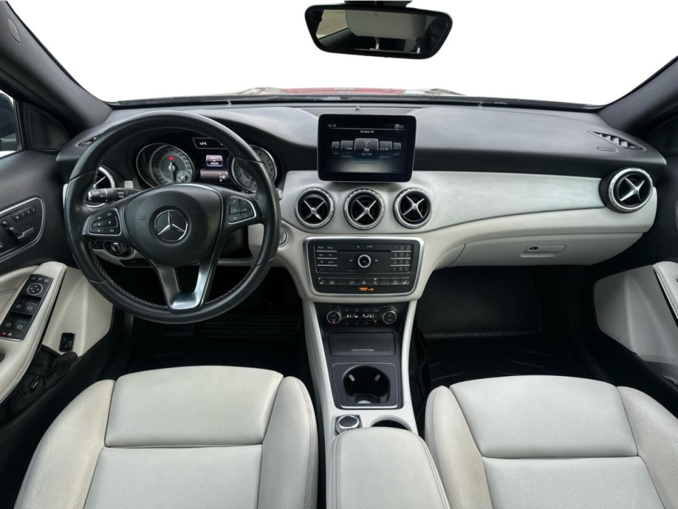 2017 Mercedes-Benz GLA 250 - Image 9