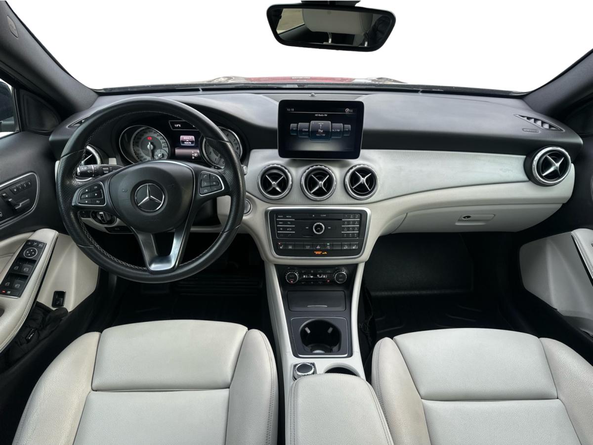 2017 Mercedes-Benz GLA 250 - Image 12