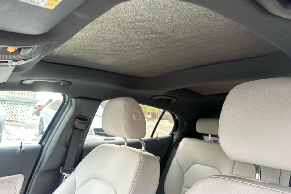 2017 Mercedes-Benz GLA 250 - Image 16