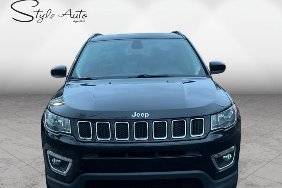 2017 Jeep Compass - Image 2