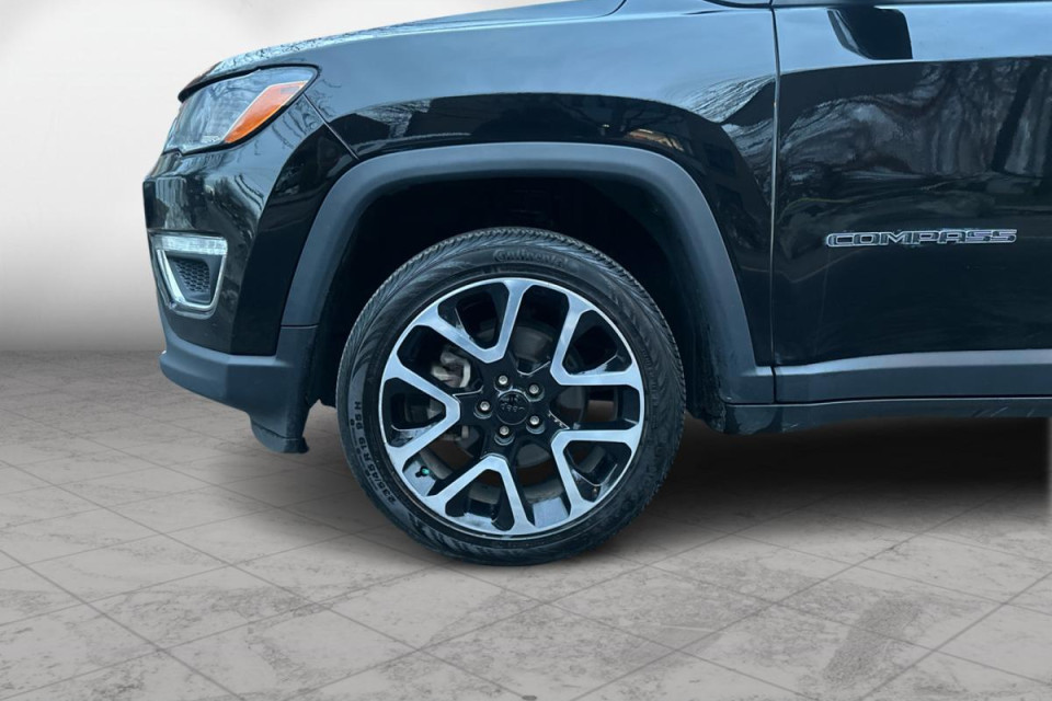 2017 Jeep Compass - Image 9