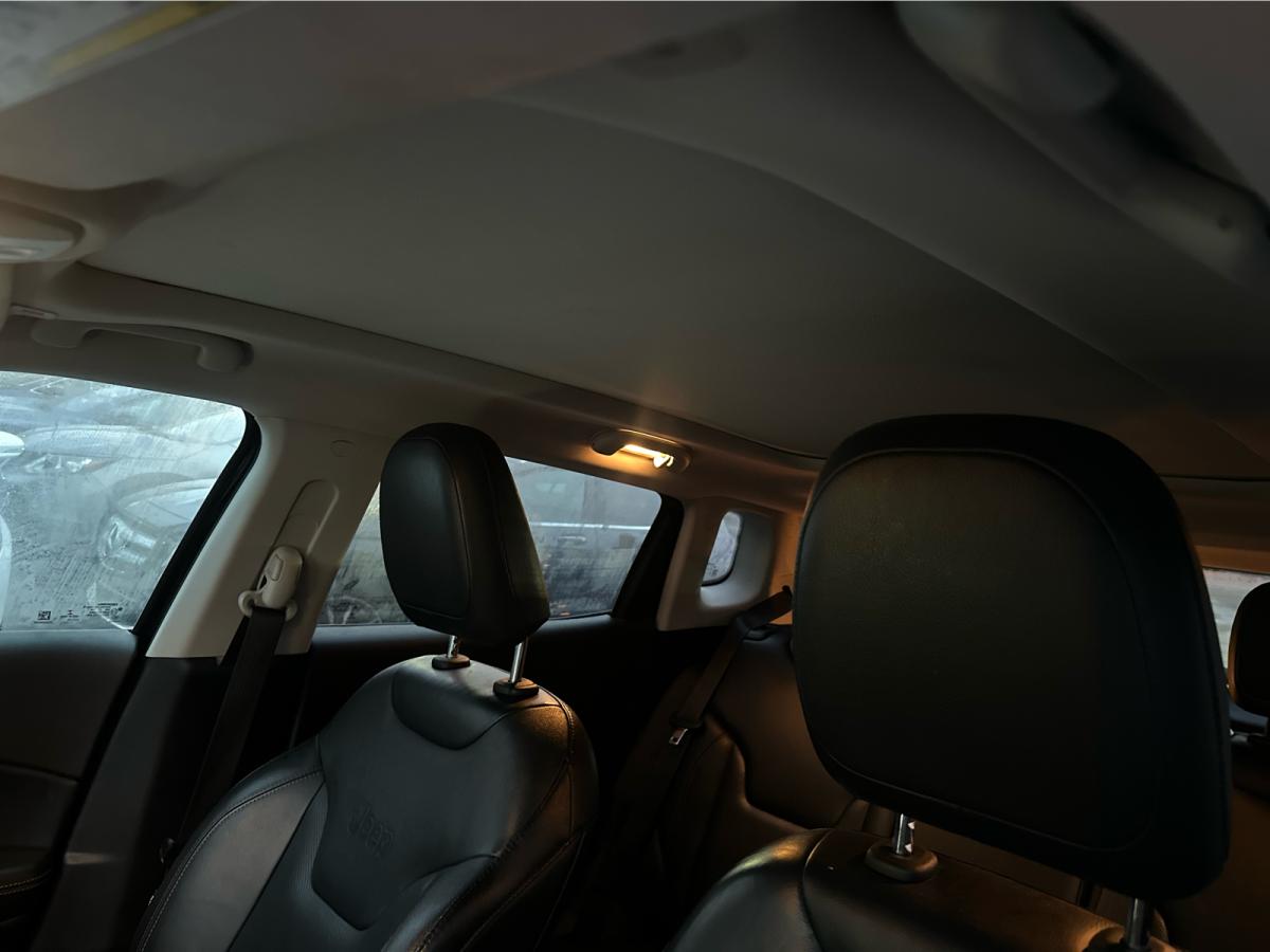 2017 Jeep Compass - Image 16