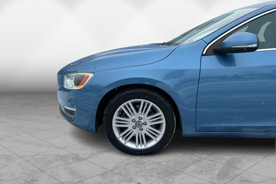 2014 Volvo S60 - Image 9