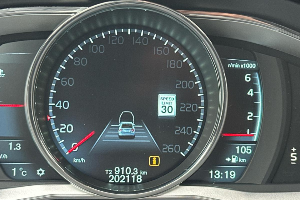 2014 Volvo S60 - Image 14