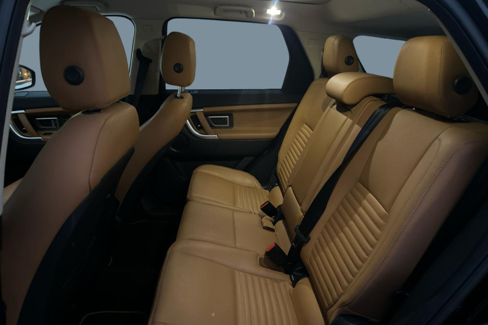 2019 Land Rover Discovery Sport - Image 13