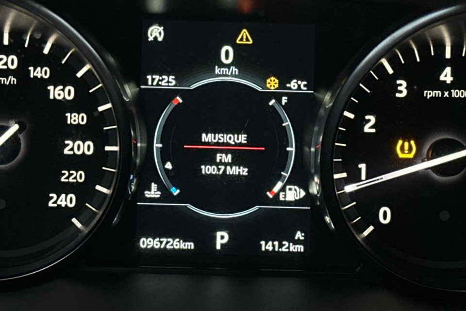 2019 Land Rover Discovery Sport - Image 15