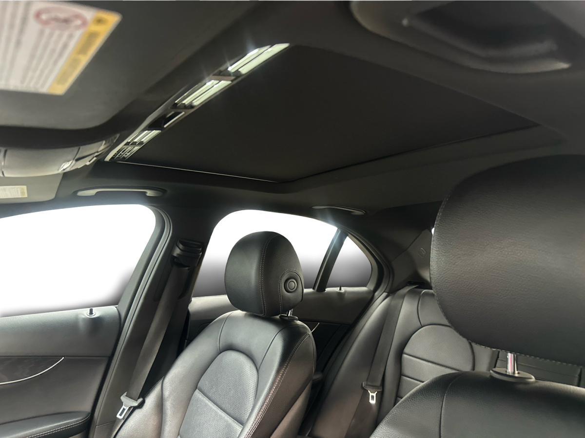 2018 Mercedes-Benz C 300 - Image 10