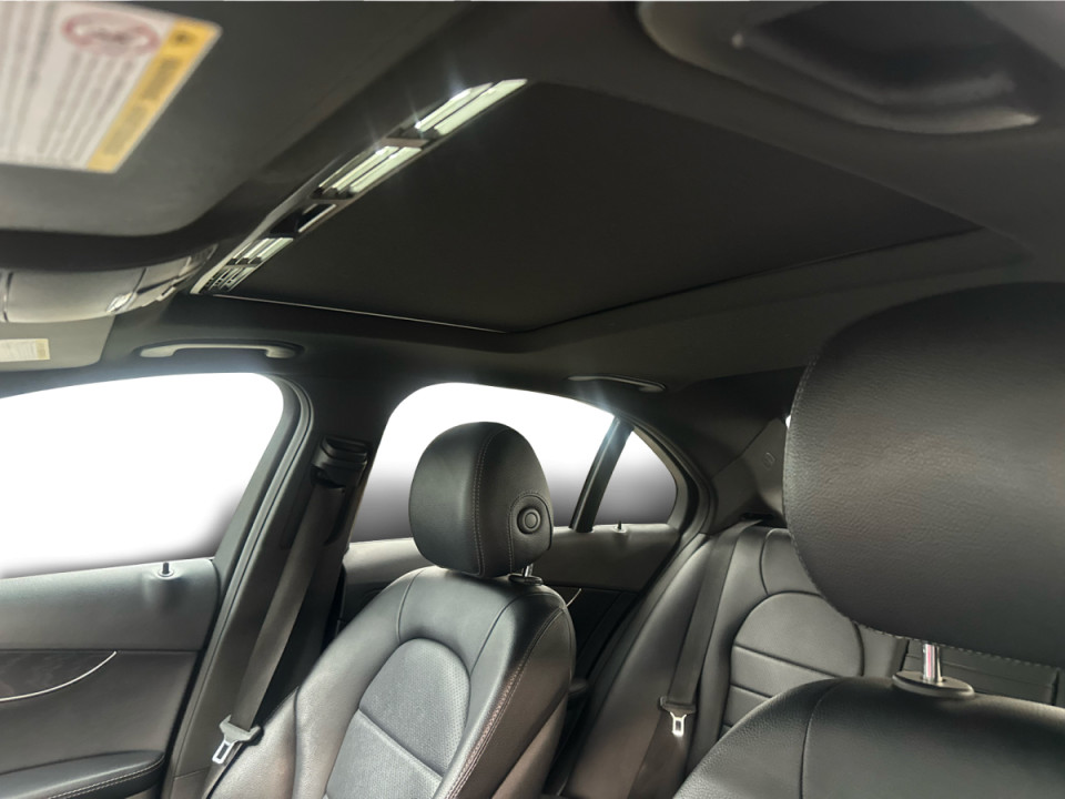 2018 Mercedes-Benz C 300 - Image 10