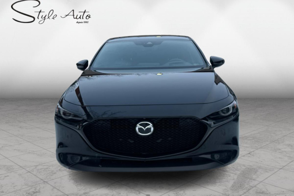 2023 Mazda Mazda3 Sport - Image 2