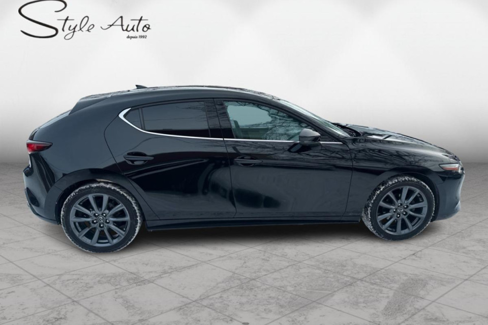 2023 Mazda Mazda3 Sport - Image 7