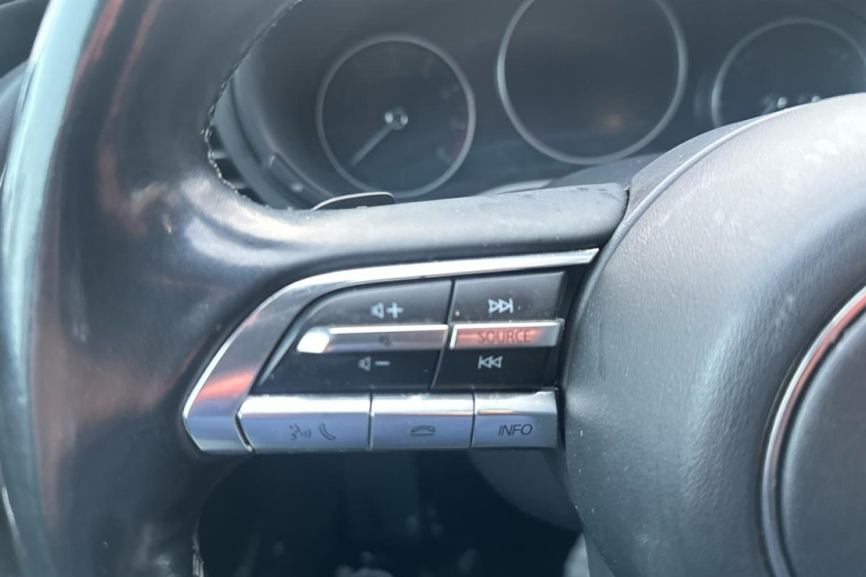 2023 Mazda Mazda3 Sport - Image 13