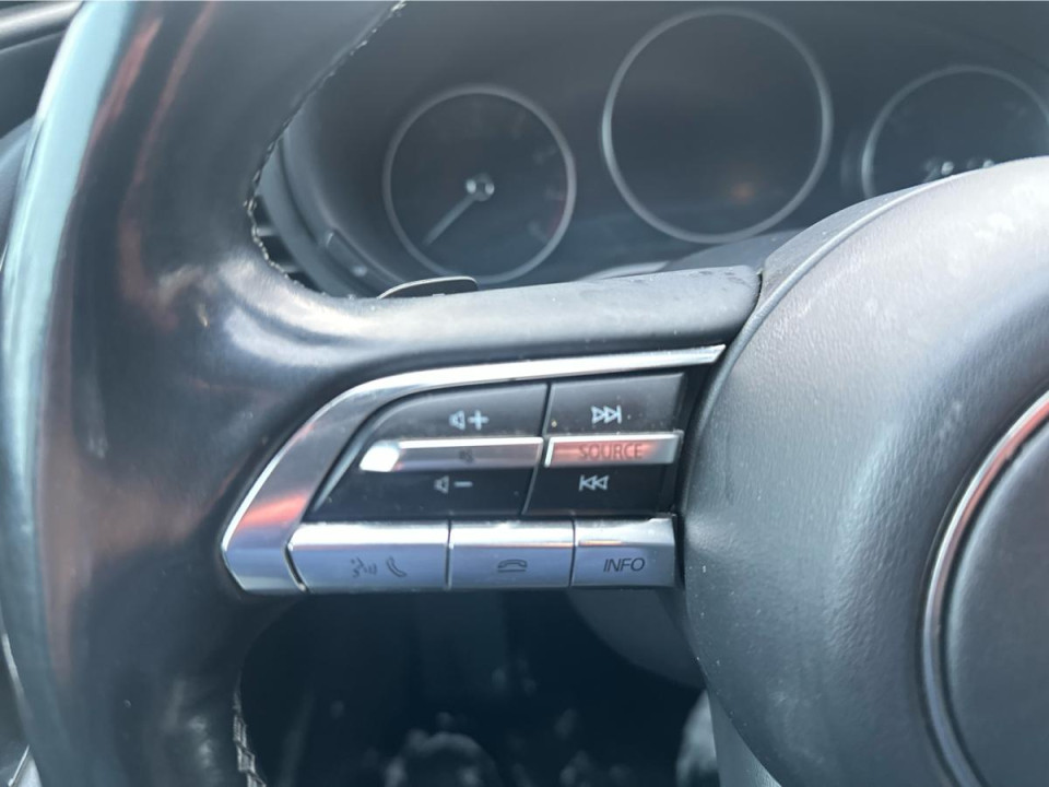 2023 Mazda Mazda3 Sport - Image 13