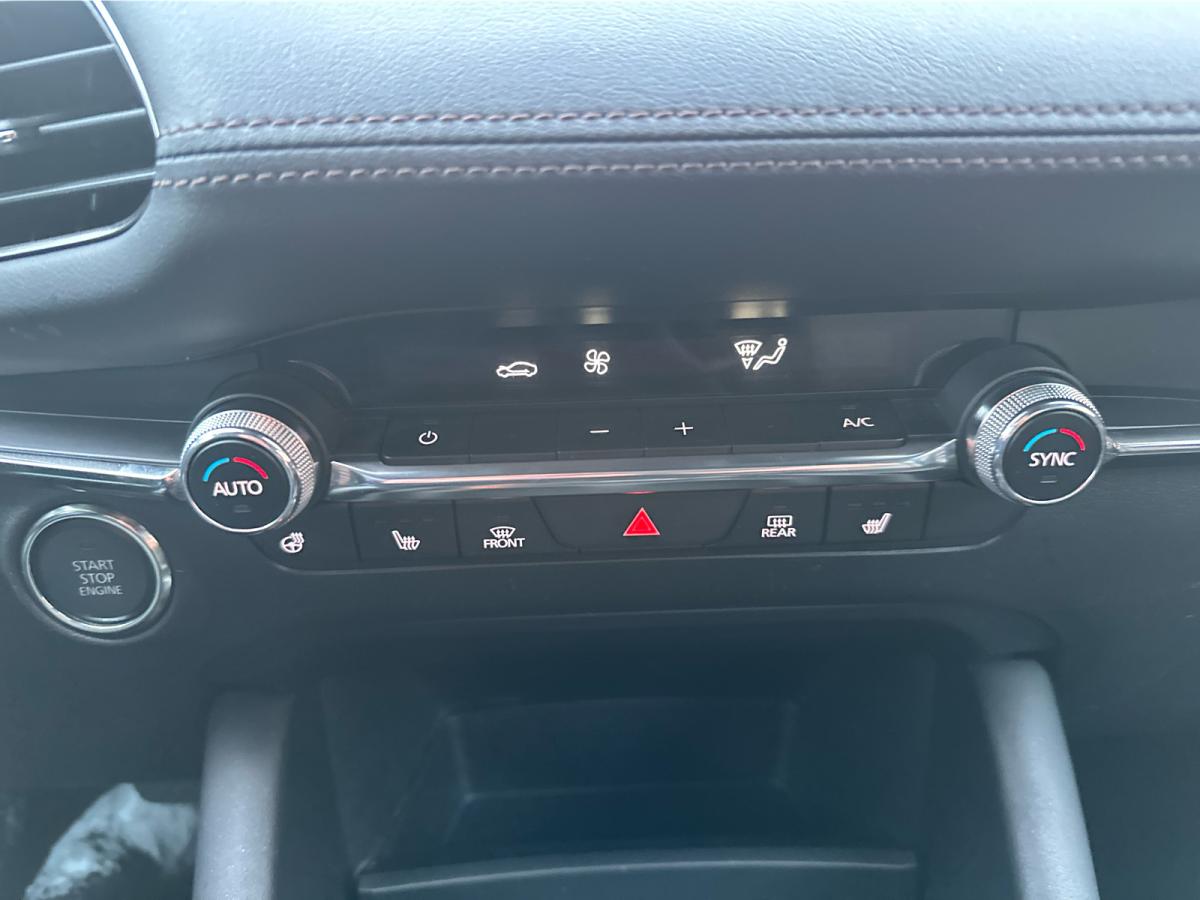 2023 Mazda Mazda3 Sport - Image 16