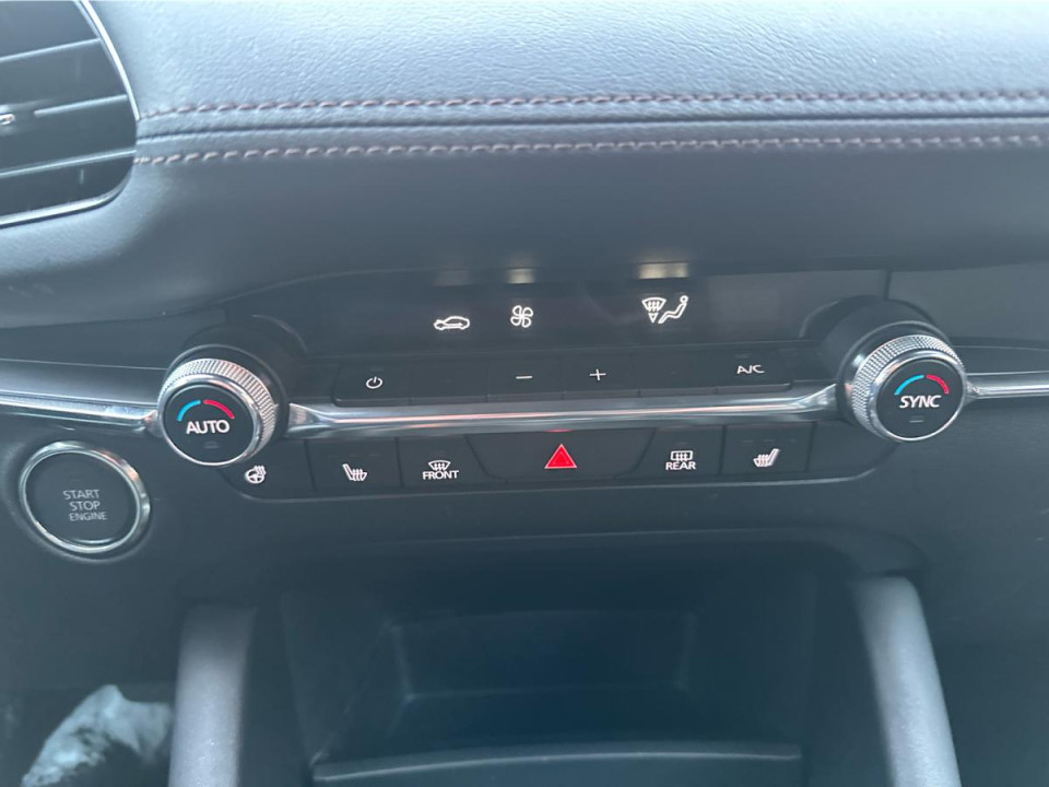 2023 Mazda Mazda3 Sport - Image 16
