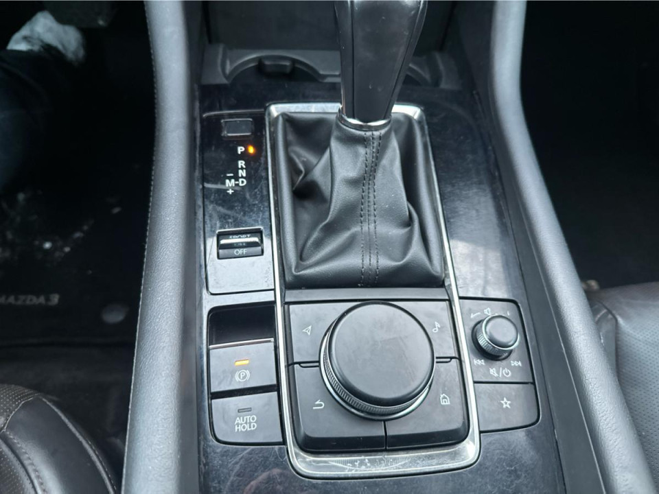 2023 Mazda Mazda3 Sport - Image 17
